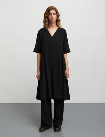 Light Crepe Margot Dress - Black
