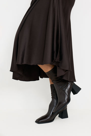 5602-302 Hedda - Chocolate