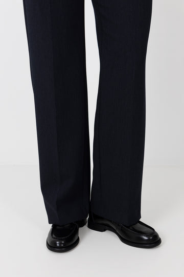 Linn - Black