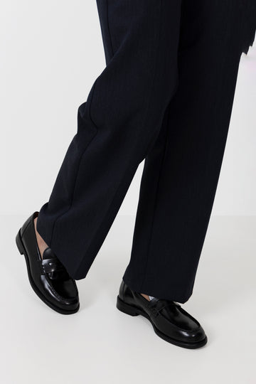 Linn - Black