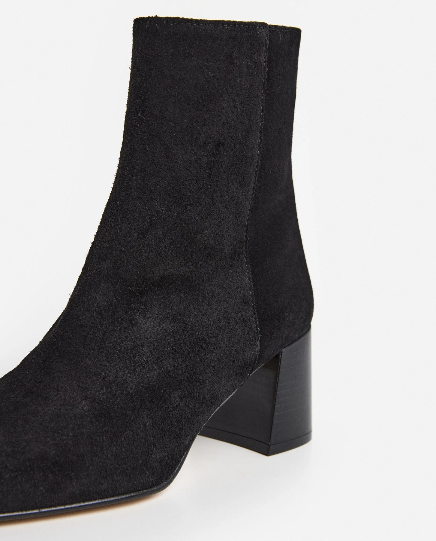 Cay - Suede Black