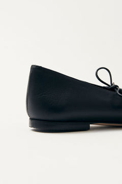 Sway Leather Ballet Flats - Black