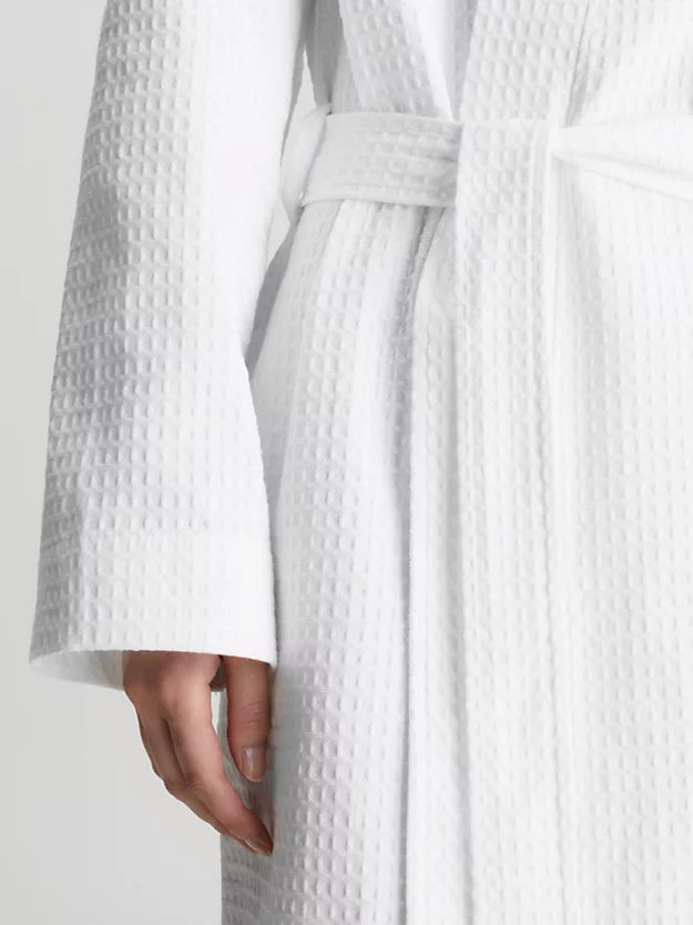 Robe - White