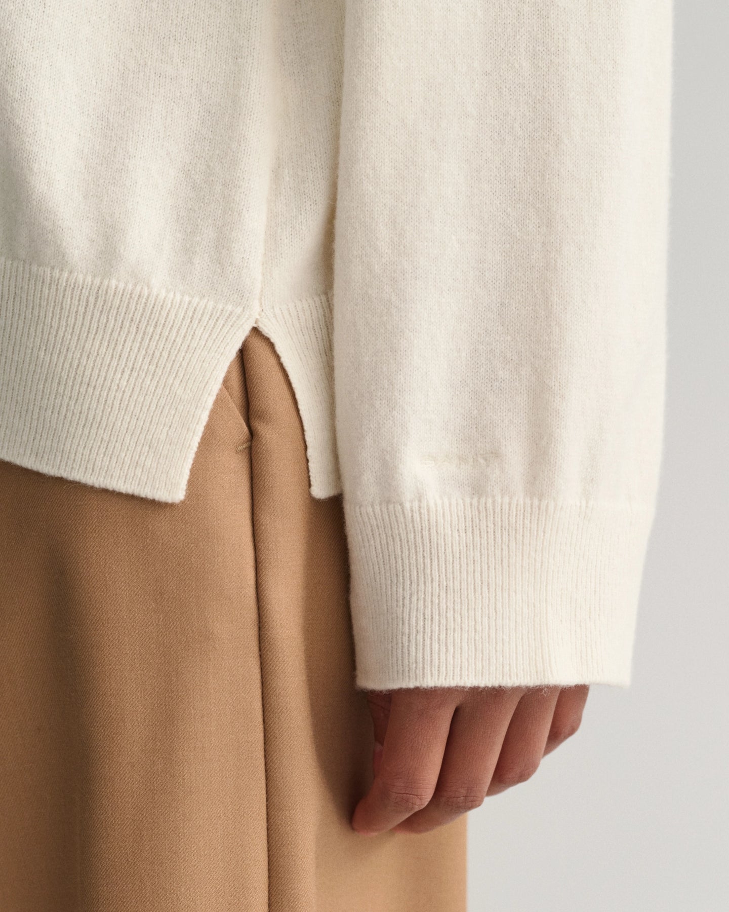 Superfine Lambswool C-Neck - Cream