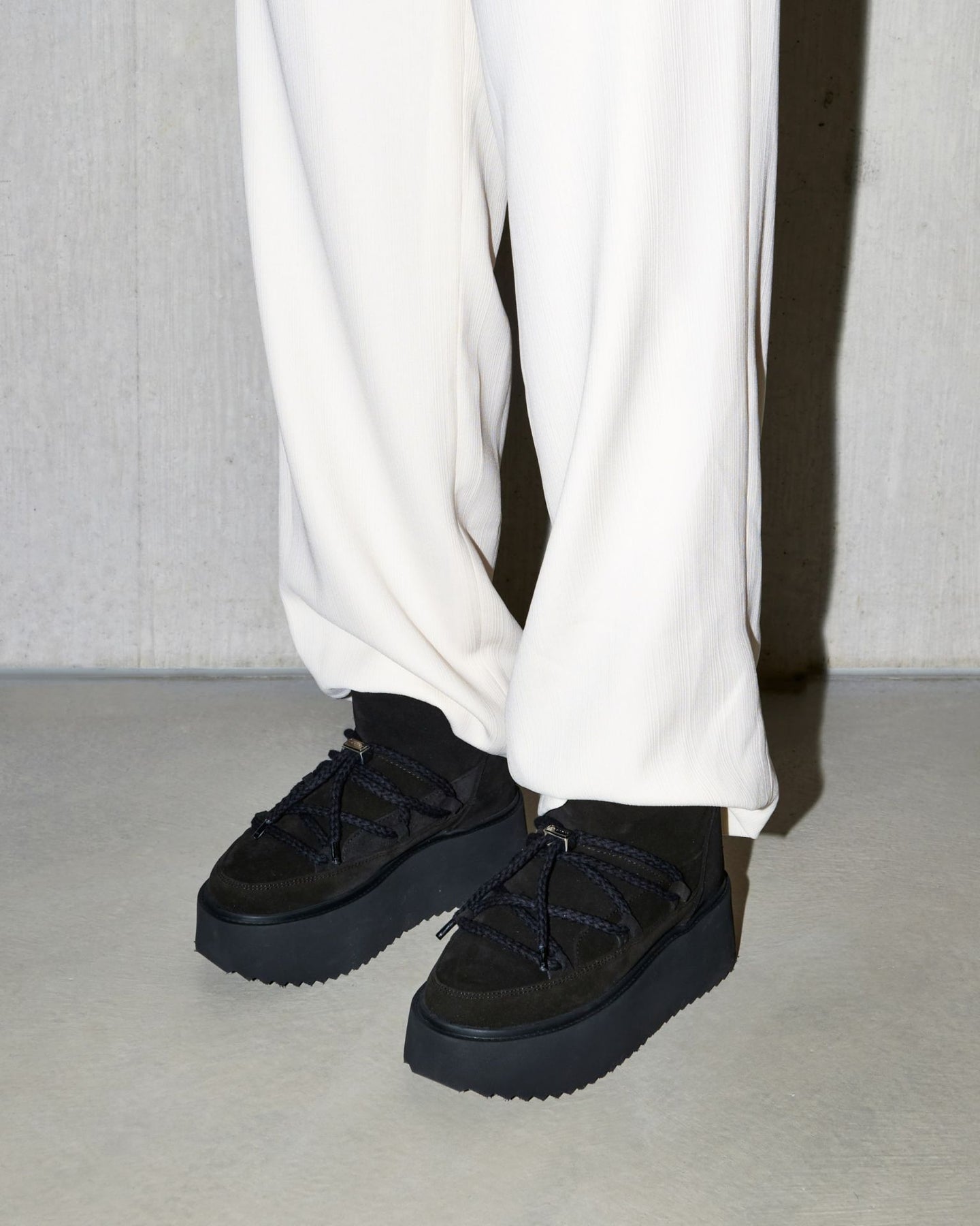 Classic Low Platform - Svart