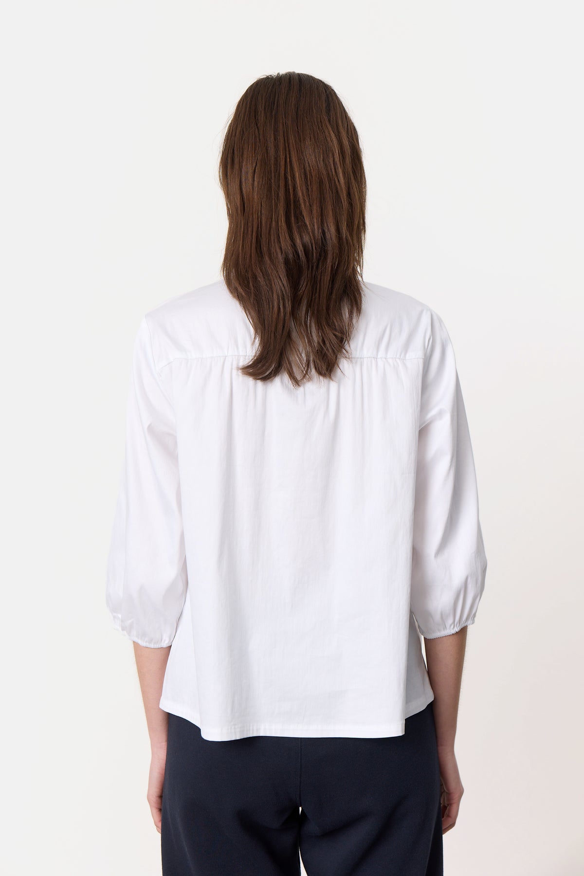 Isla Solid 102 - White