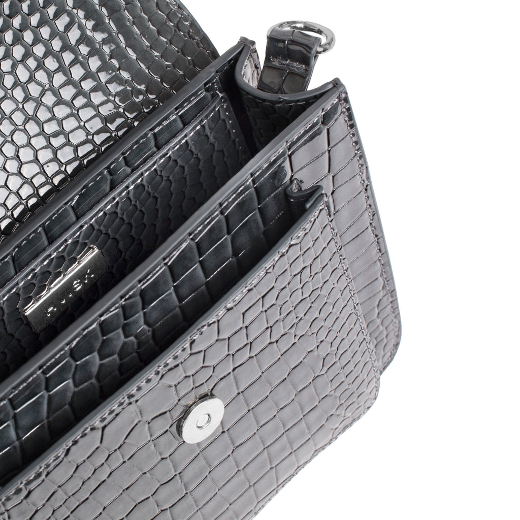 Cayman Pocket Trace - Shiny Black