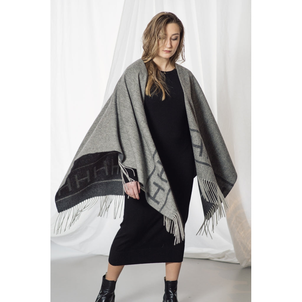 Shawl - Grey