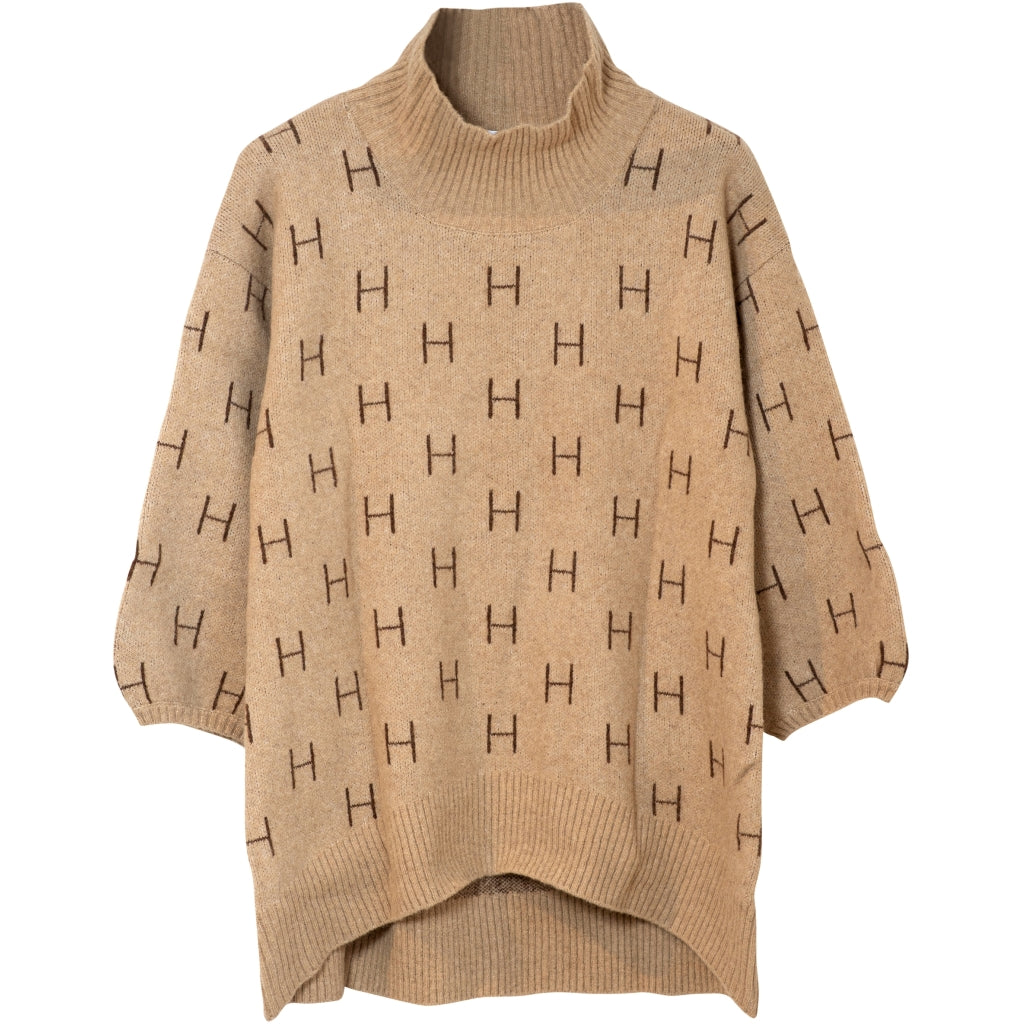 Fam Genser - Beige With Brown