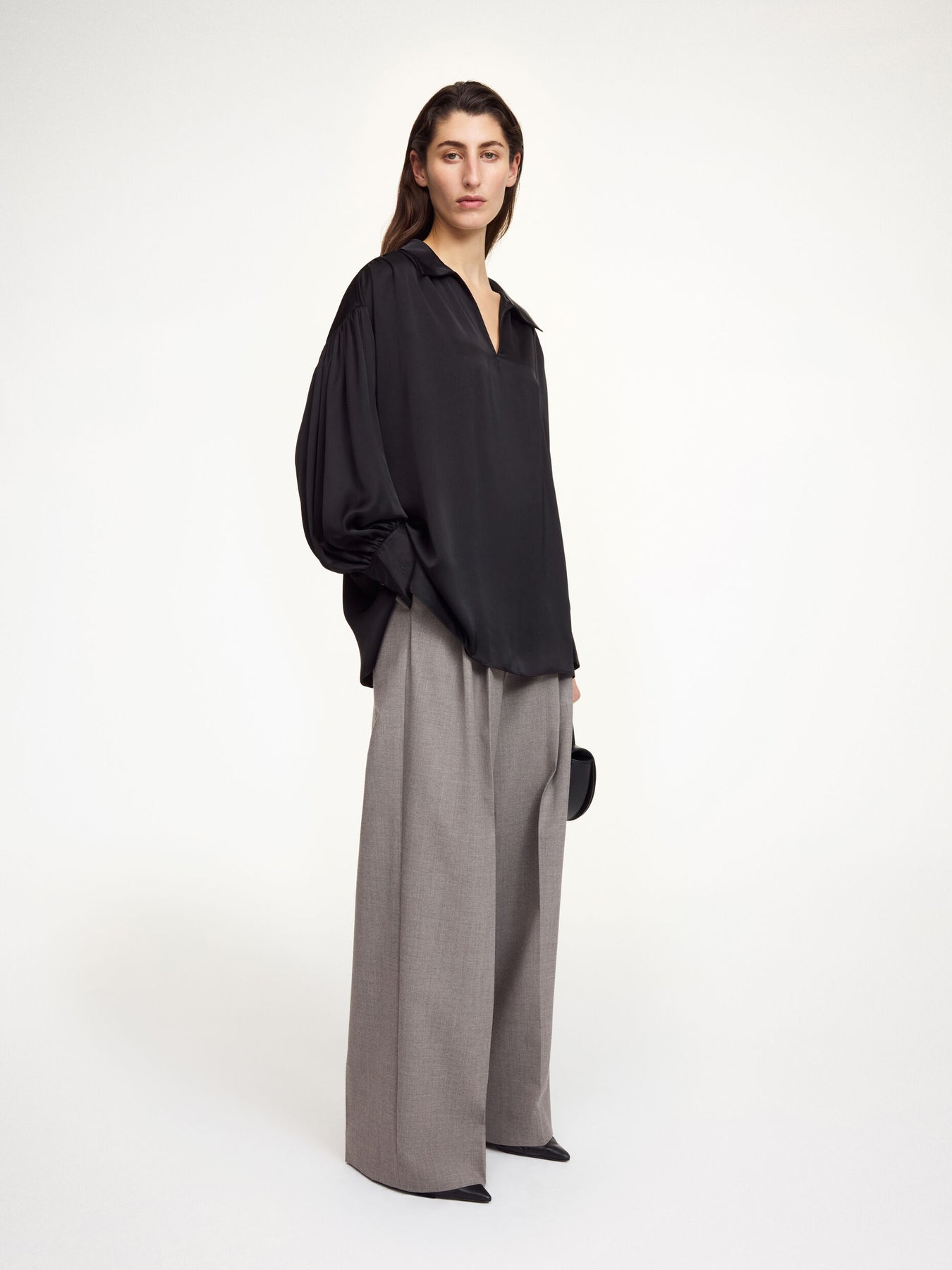 Leonora Satin - Svart