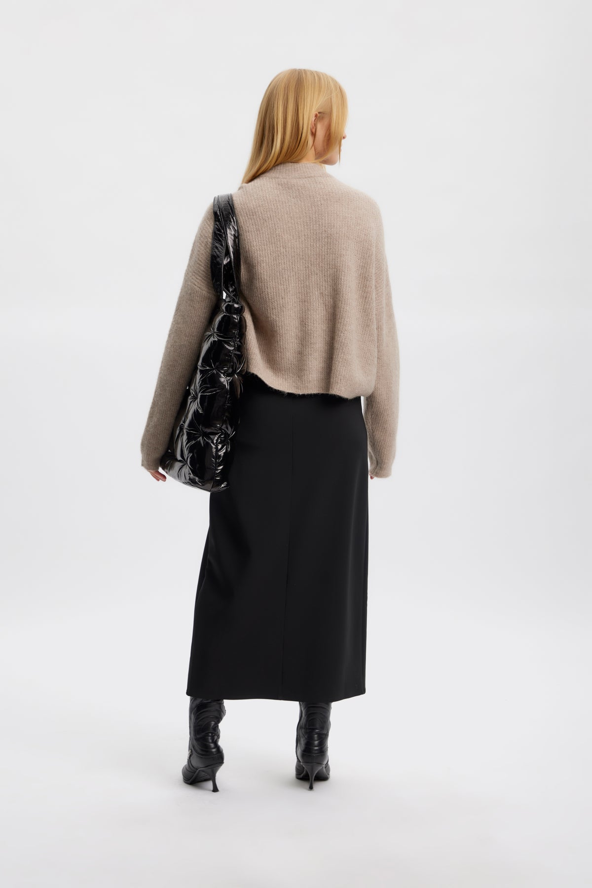 JoelleGZ HW Long Skirt - Black