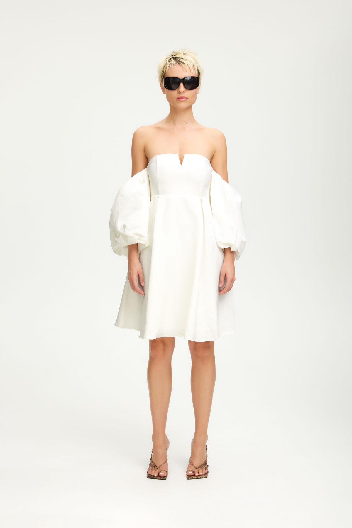 DaniGZ Off Shoulder Klänning - Egret