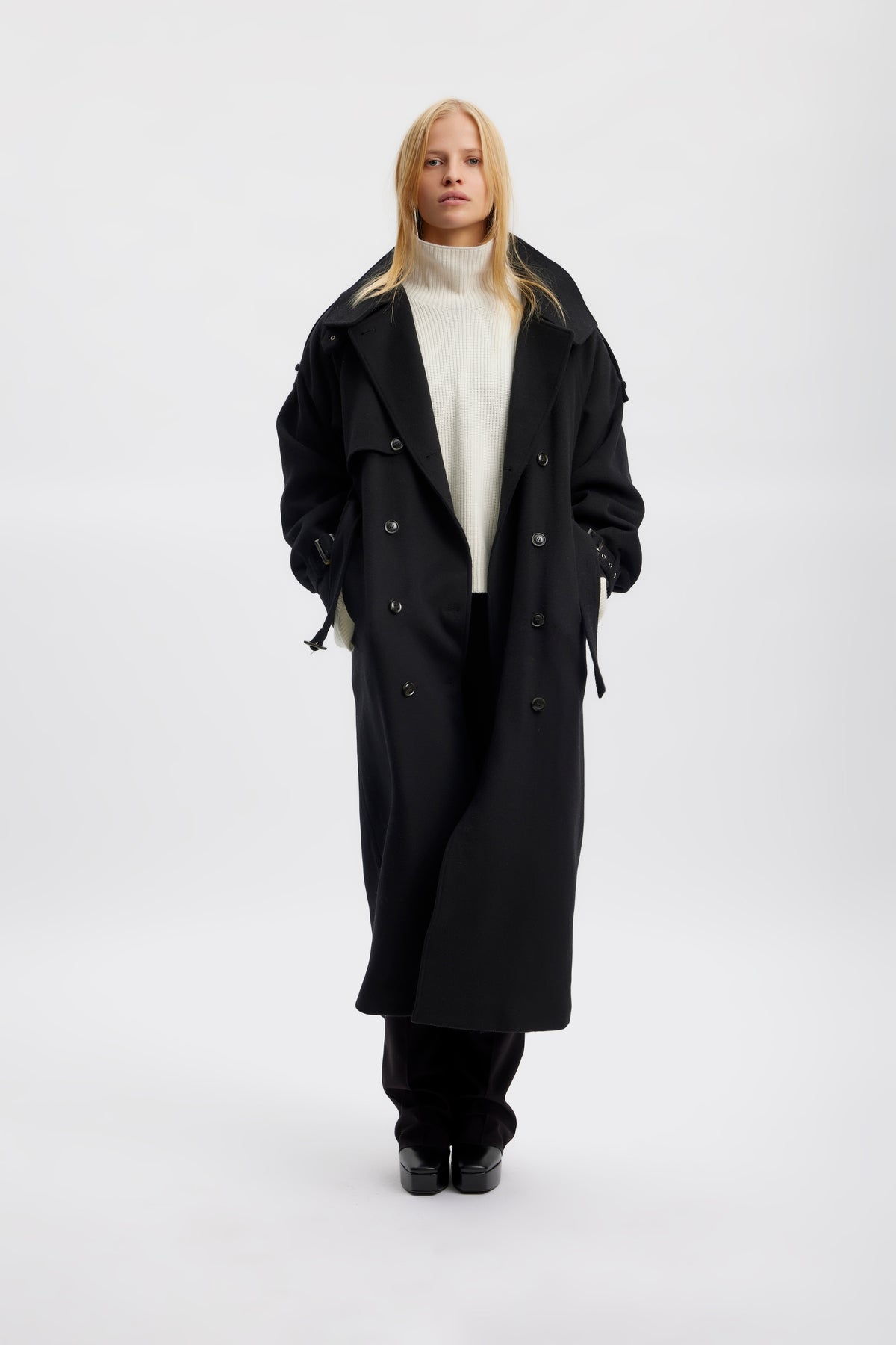 AvilonGZ Coat - Black