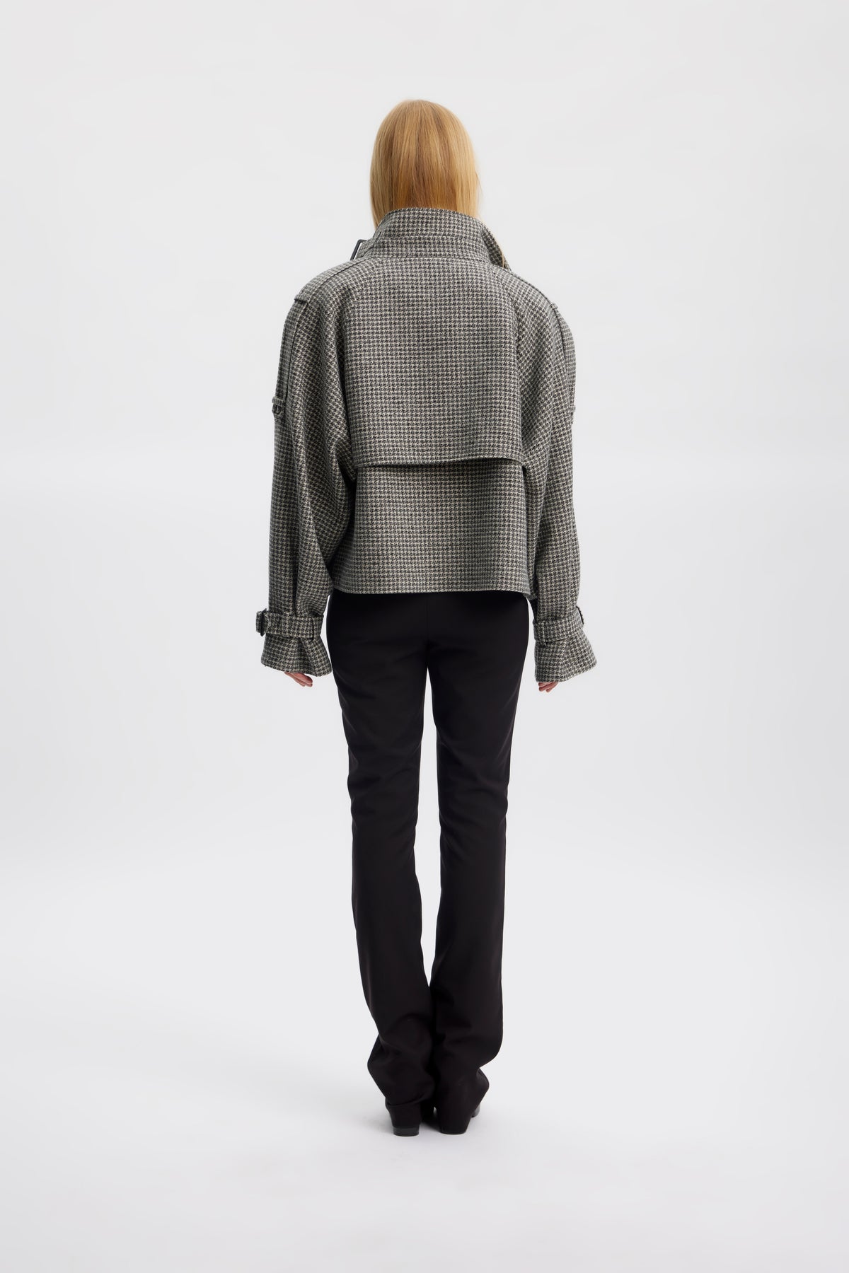 AvicGZ Jacket - Black/White Hound