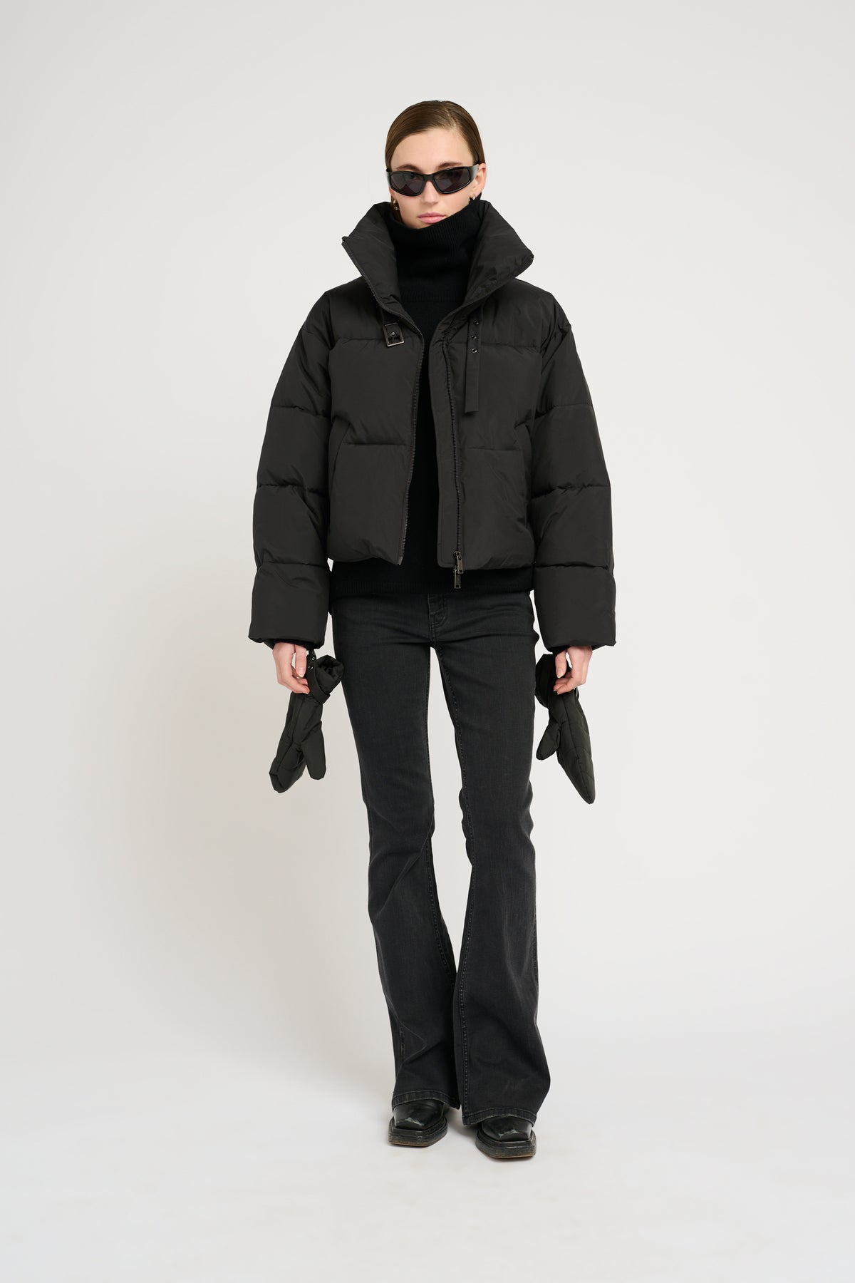 PinaraGZ Short Puffer - Black