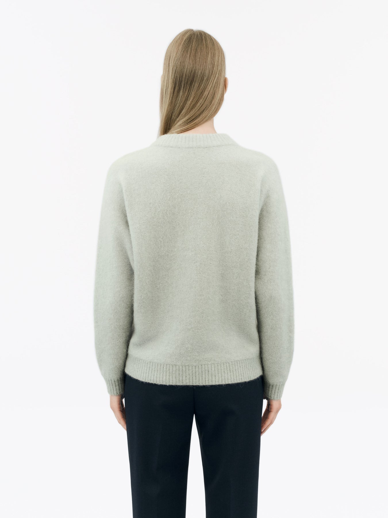 Gwynn A - Mineral Grey