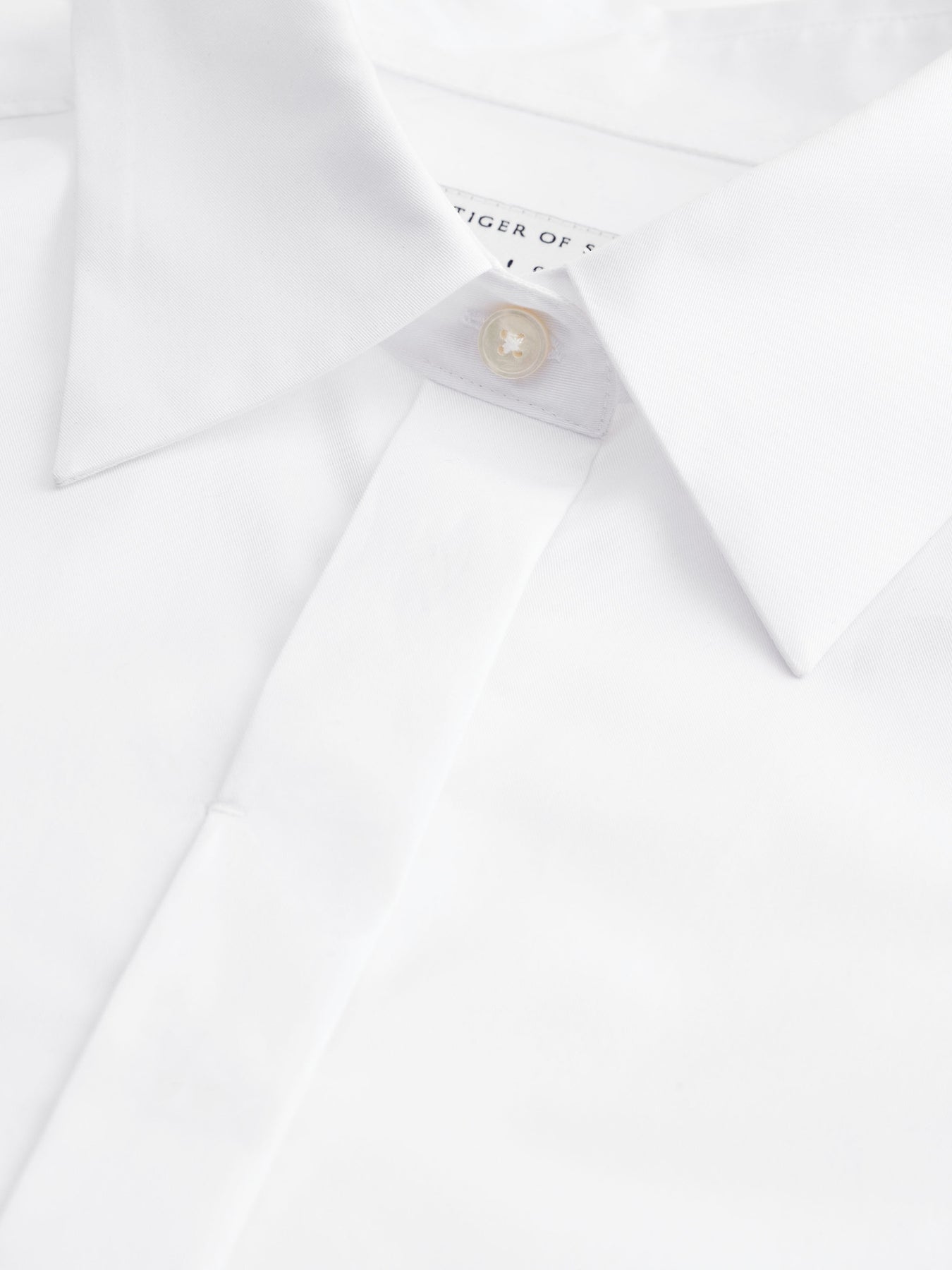 Cornia - Pure White