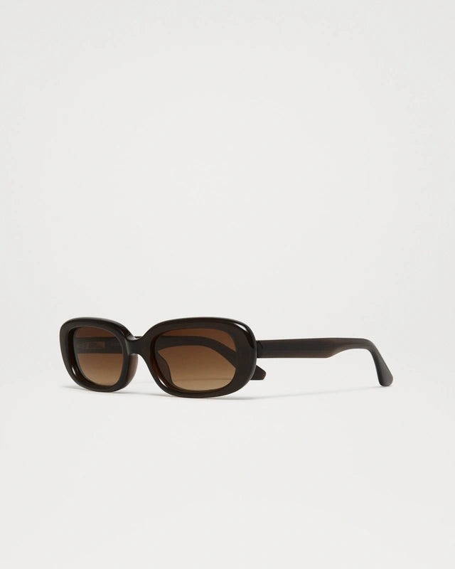 Brown #12 - Brun
