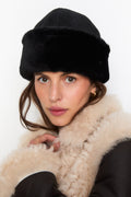 Azta Beanie - Svart mocka