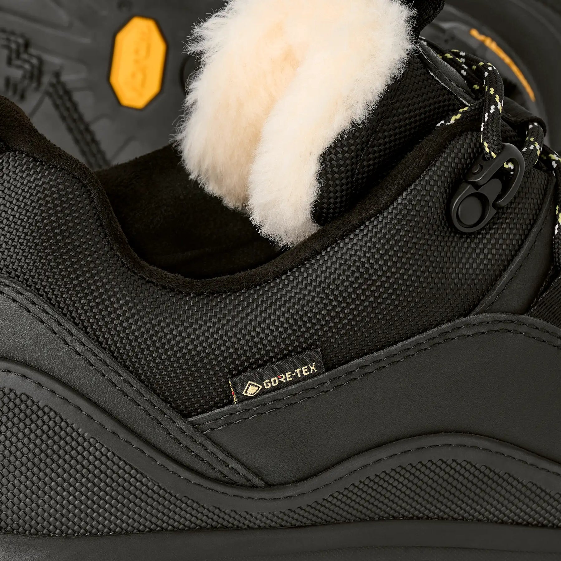 W Metrotrek Hiker - Black