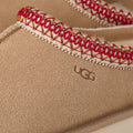 W Tasman II - Sand / Dark Cherry