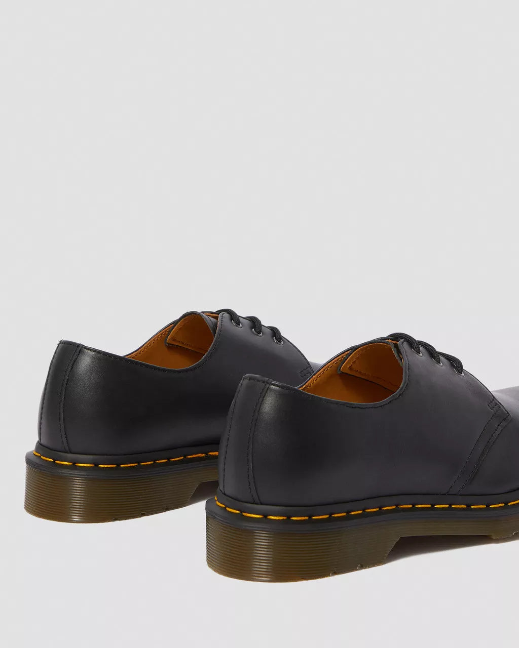 1461 Black Nappa - Svart