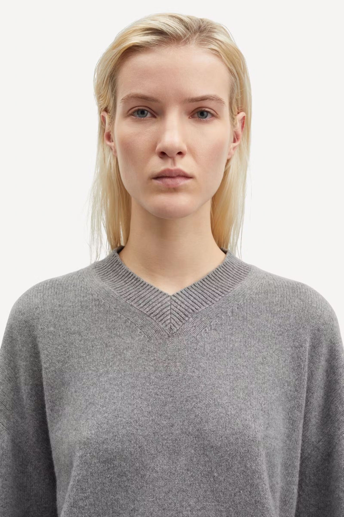 Sabirgitte V-Neck Sweater - Grey Mel