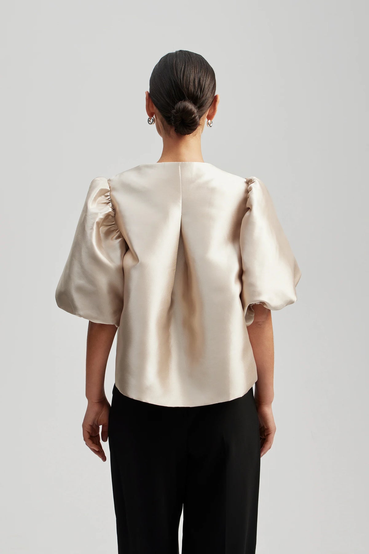 Cleo Puff Sleeve Blouse - Soft Beige