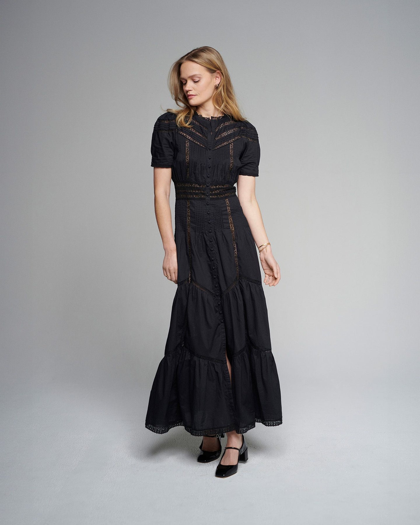 Willow - Black