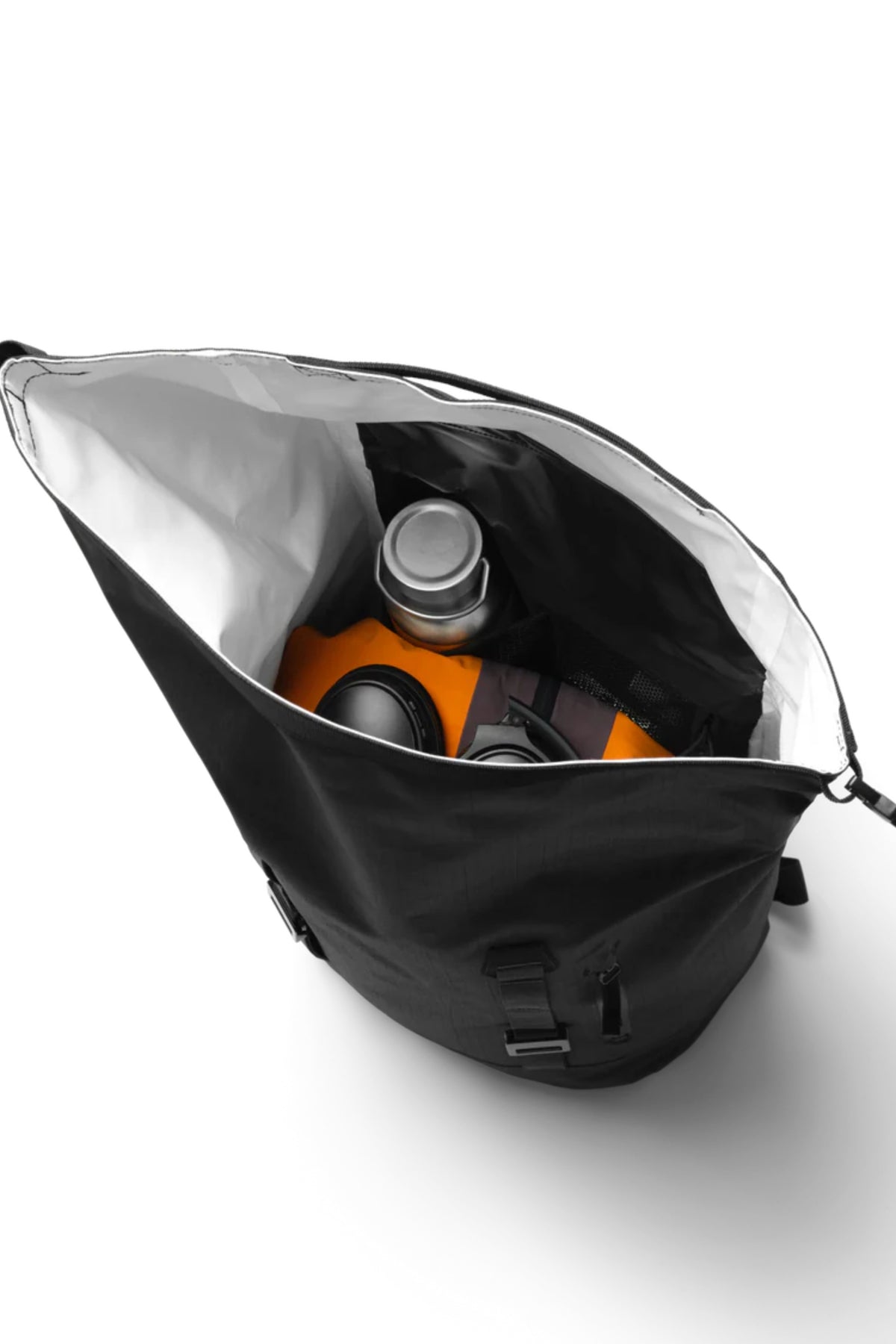 Essential Rolltop Ryggsäck 32L - Black Out