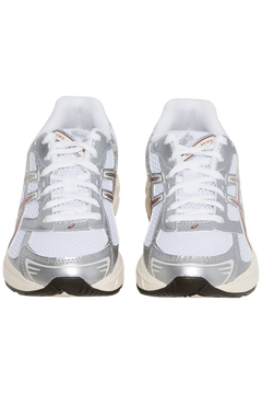 Gel-1130 - White/Rusted Rock