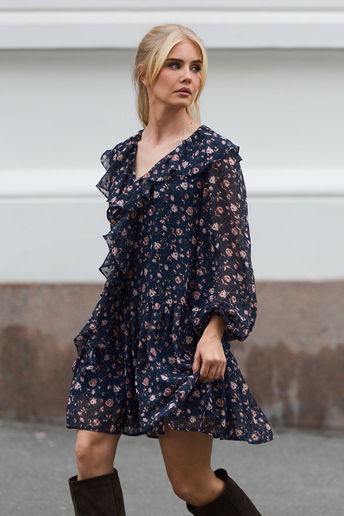 Hellvi Floral Mini Dress - Navy Flower