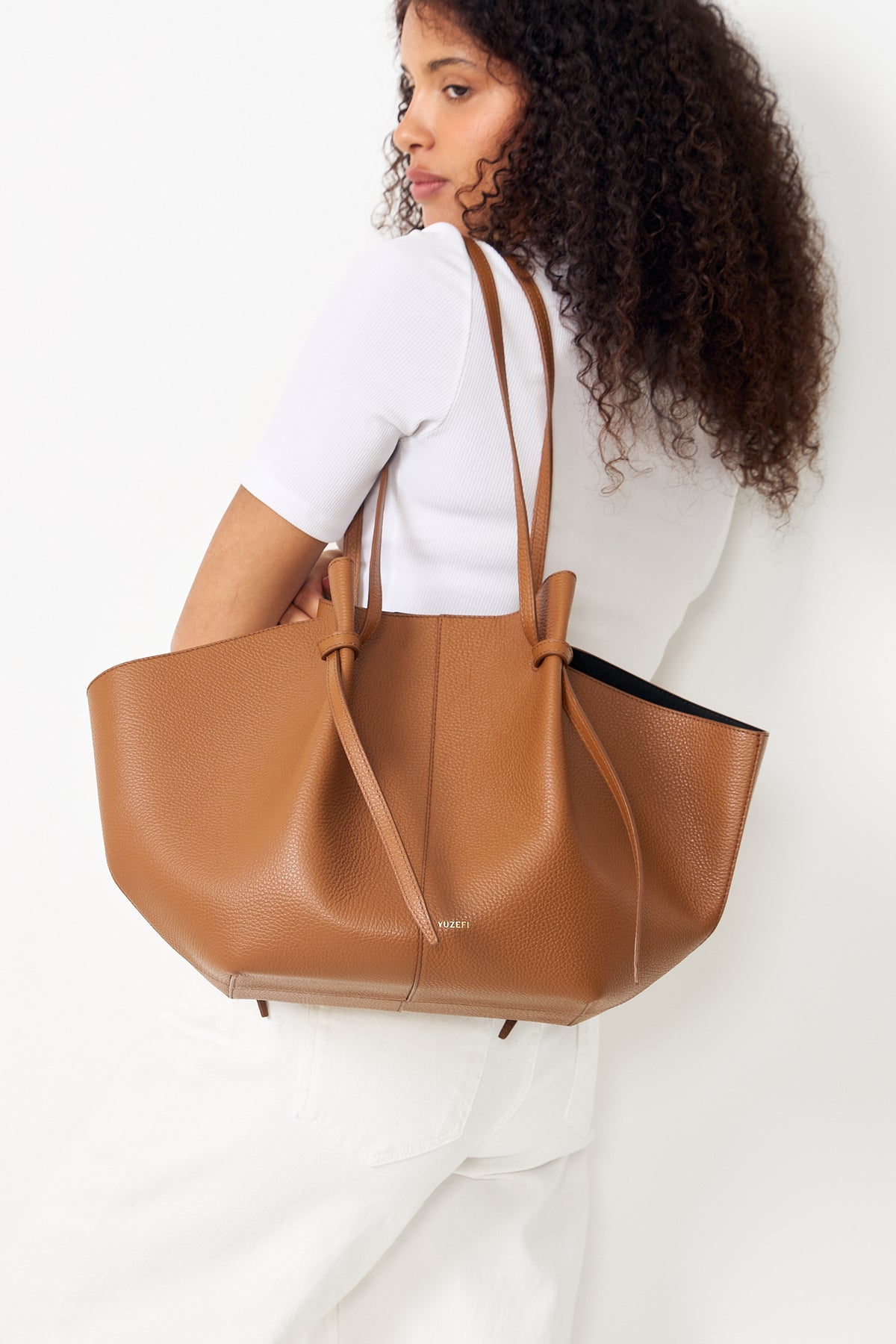 Large Mochi Pebble Grain Leather - Hazel