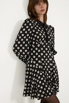 Viola Floral - Creme Fleur Black