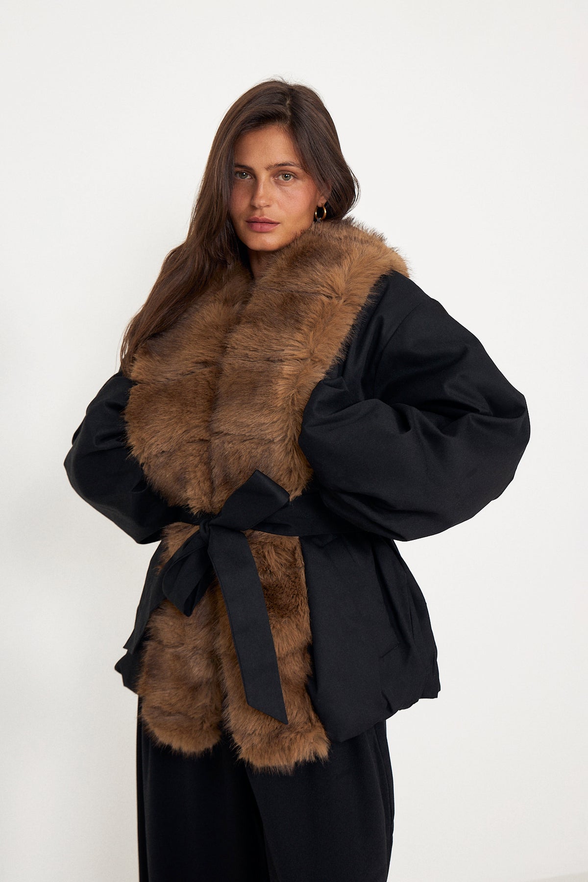 Faux Fur Collar Jacket - Svart