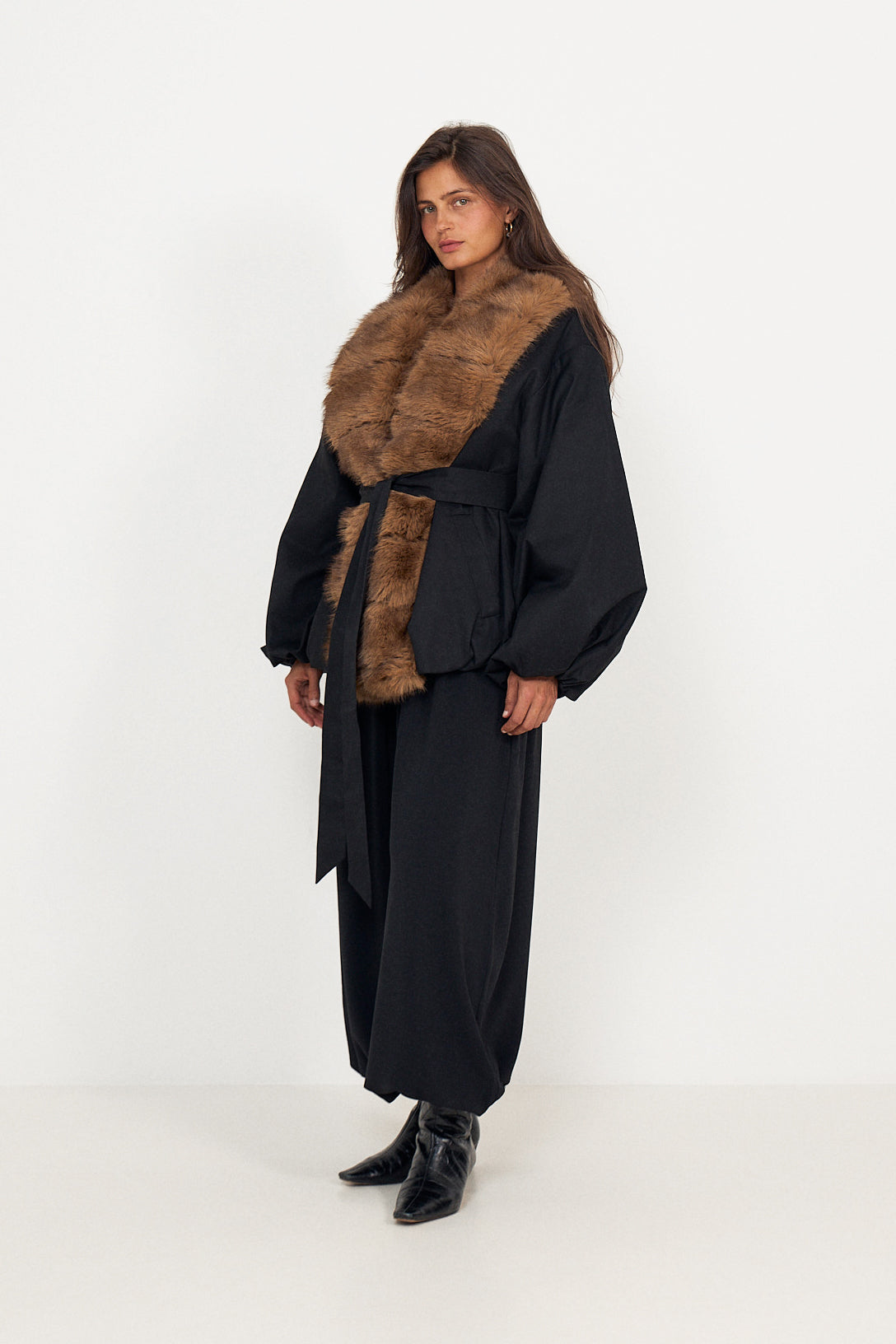 Faux Fur Collar Jacket - Svart