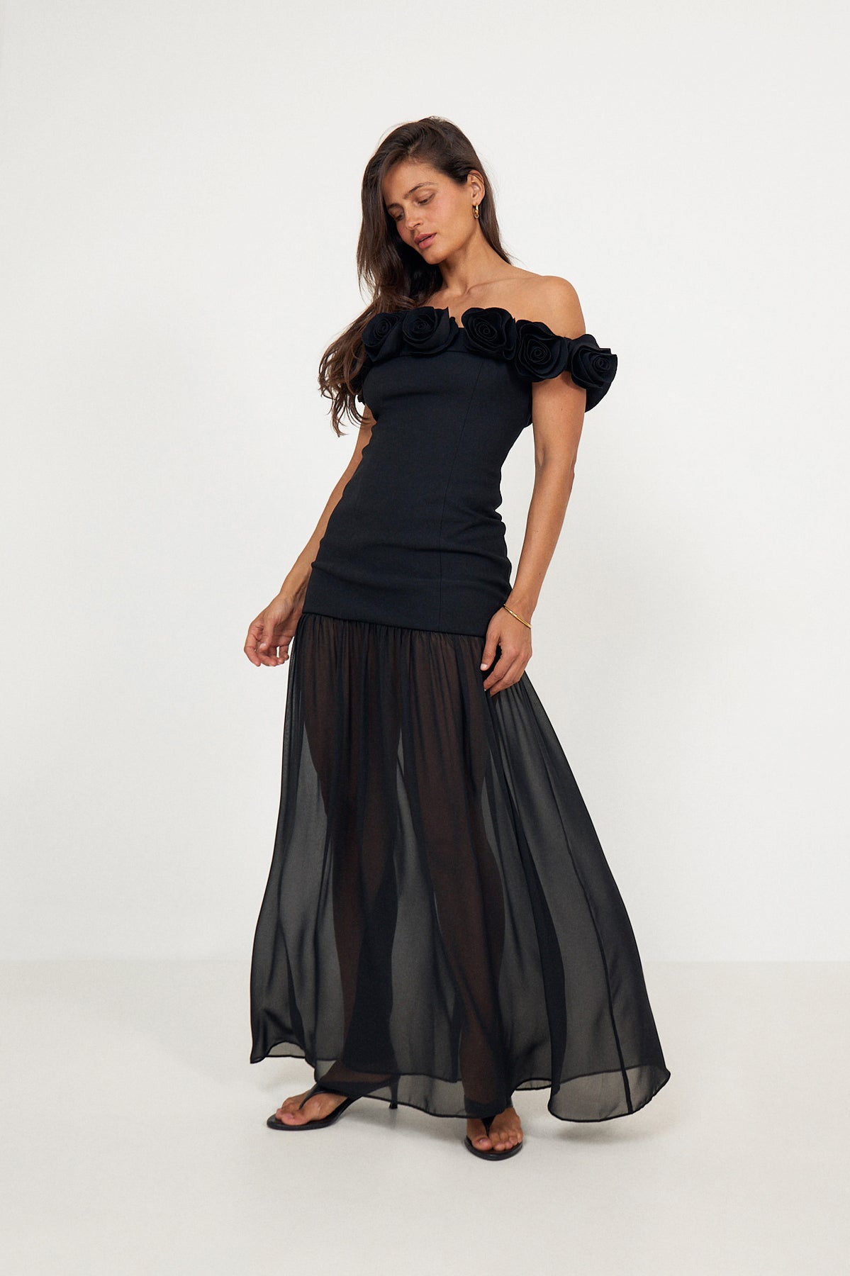 Crepe Maxi Flower Dress - Svart