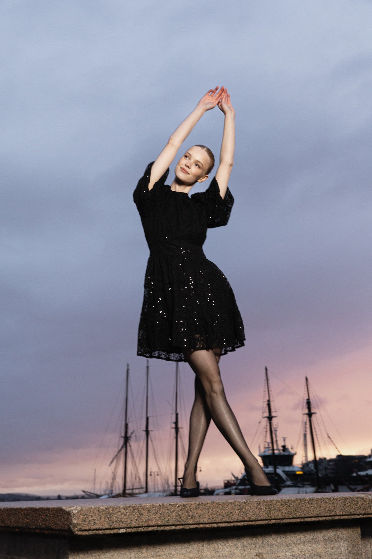 Santi Mini Glitter Dress - Black