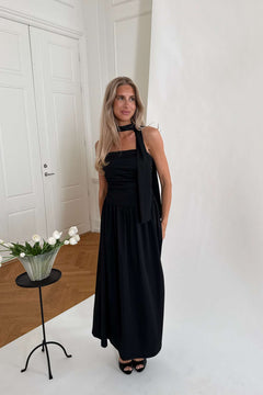 Astridic Long Dress - Black