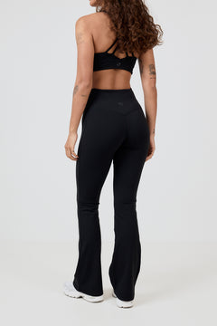 SnatchMe Flare Pant - Strong Black