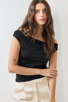 Hima Off-Shoulder Top - Black