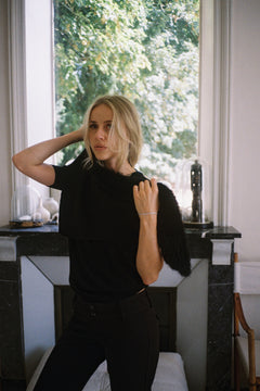 Ellie Wool Triangle Scarf - Black