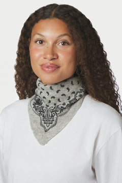 Ariya Paisley Knit Scarf - Grey Melange