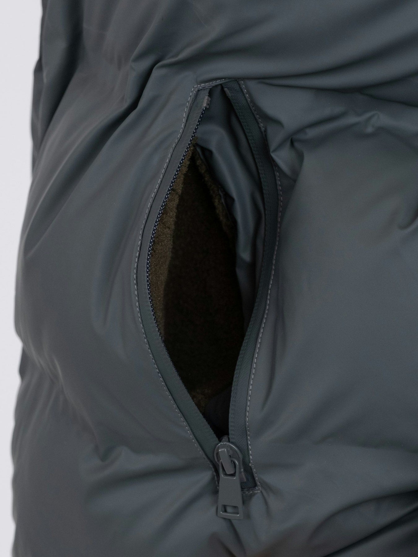 Fox C Puffer Jacket - Smoke Green
