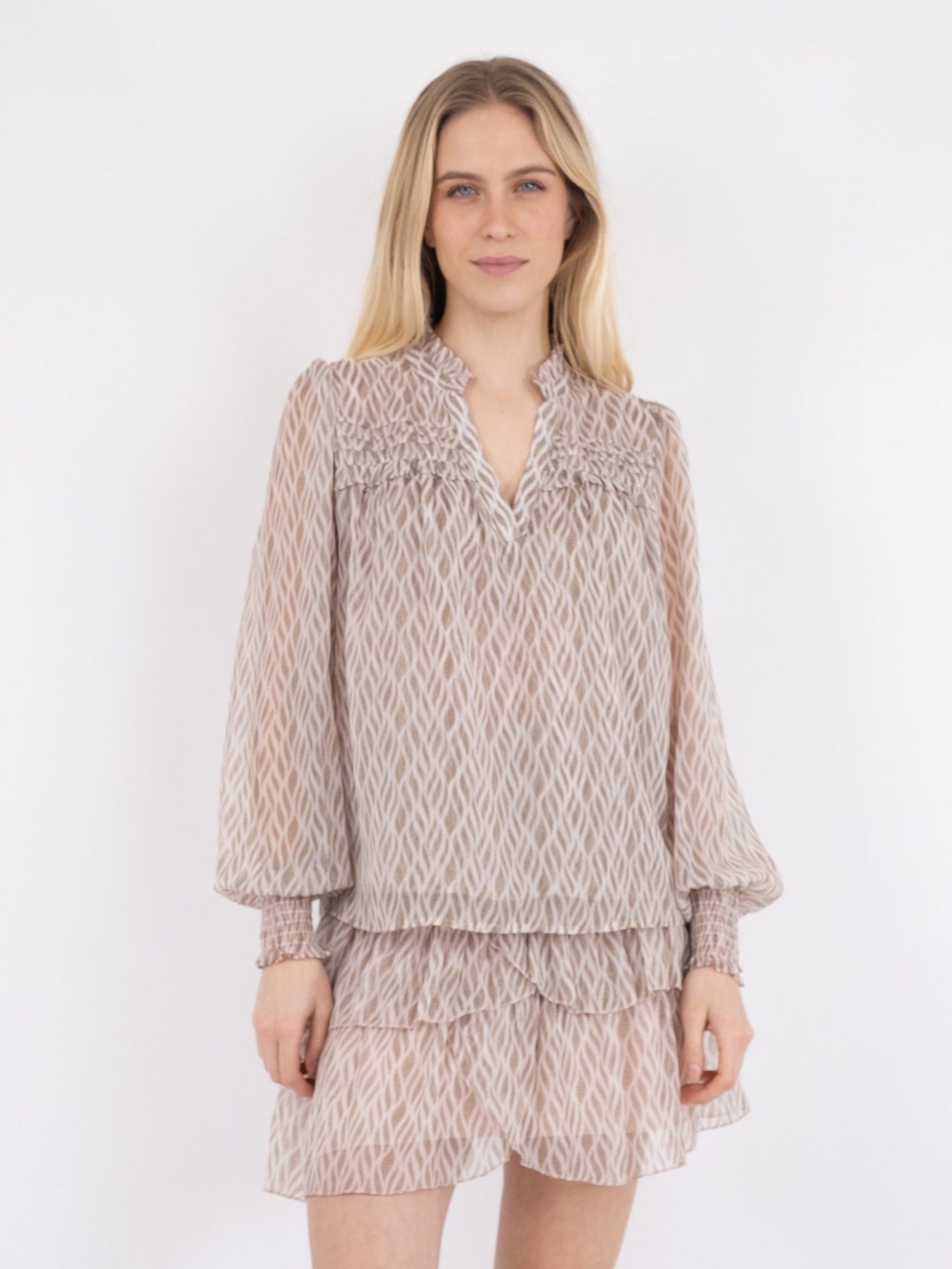 Rhia Graphic Fire Blouse - Powder