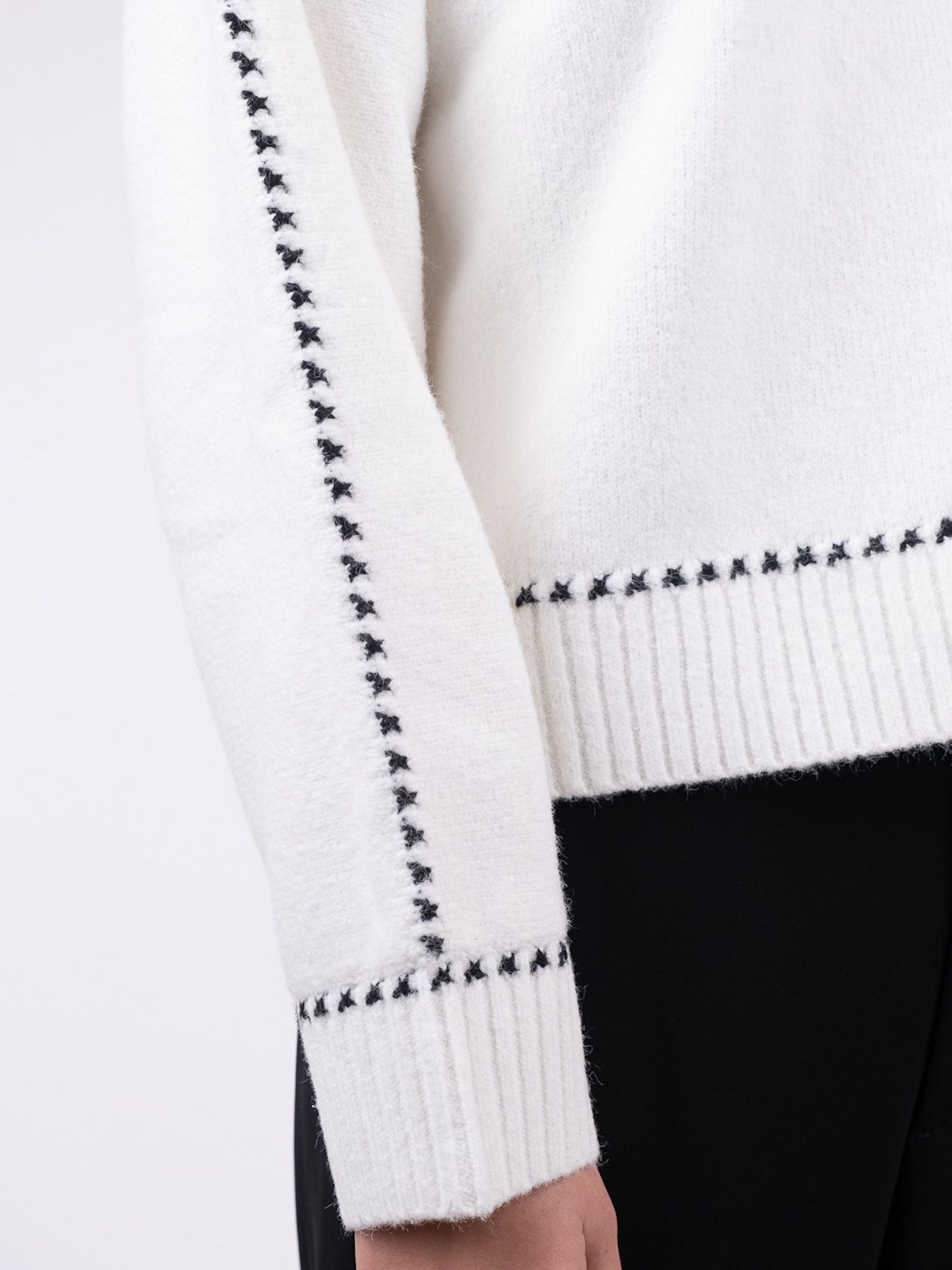Detri Knit Blouse - Off White