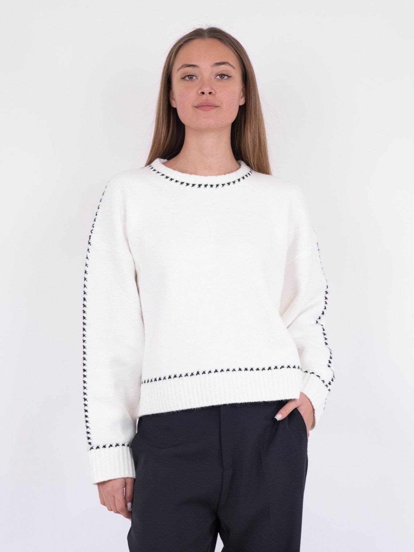 Detri Knit Blouse - Off White