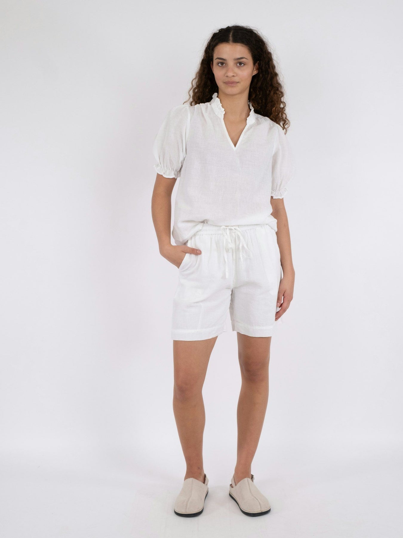 Shea Linen Shorts - White