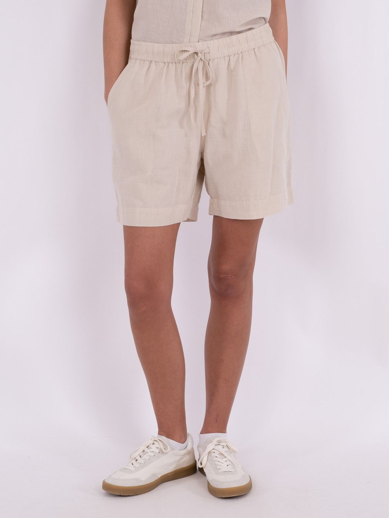Shea Linen Shorts - Sand