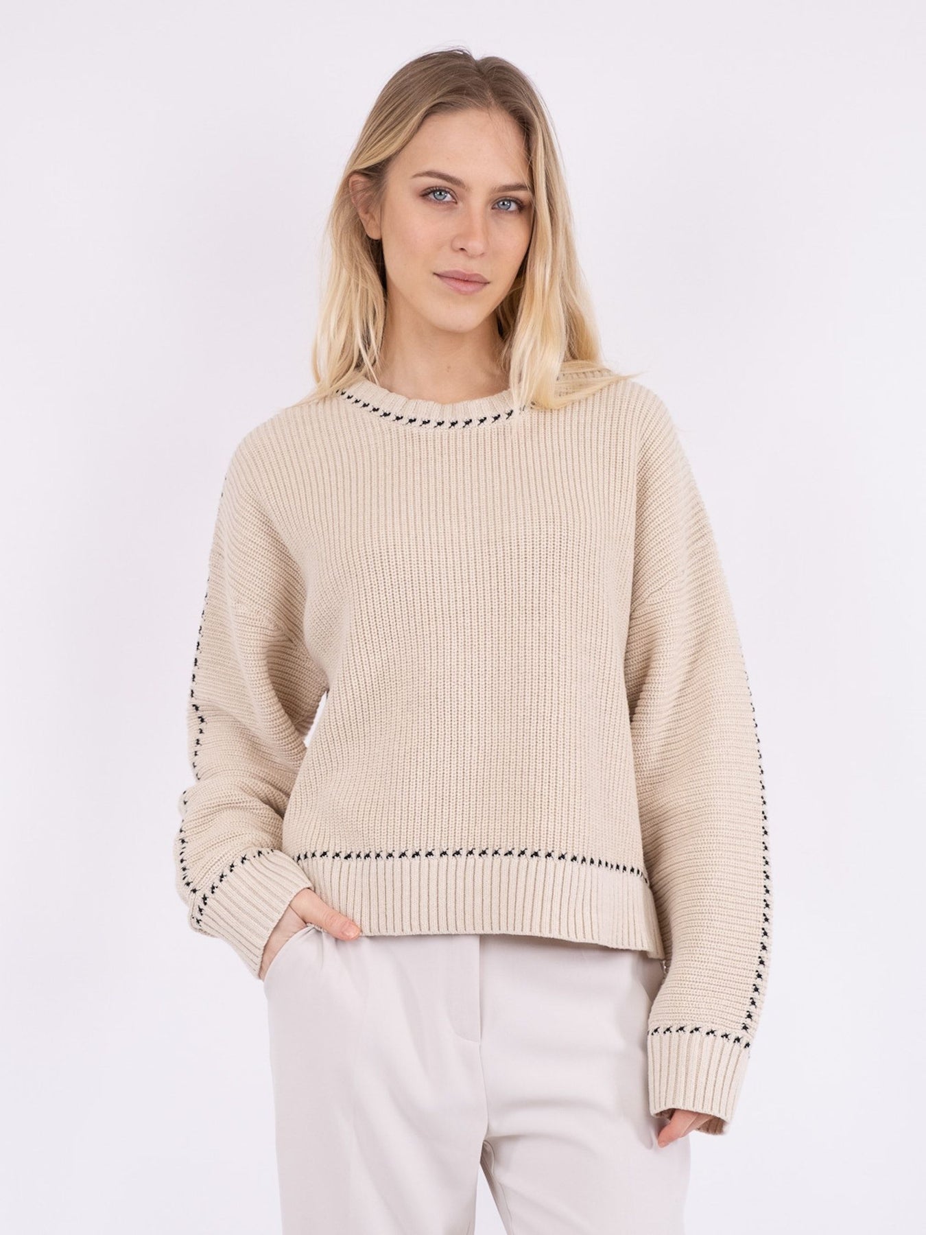 Detri Soft Knit Blouse - Sand